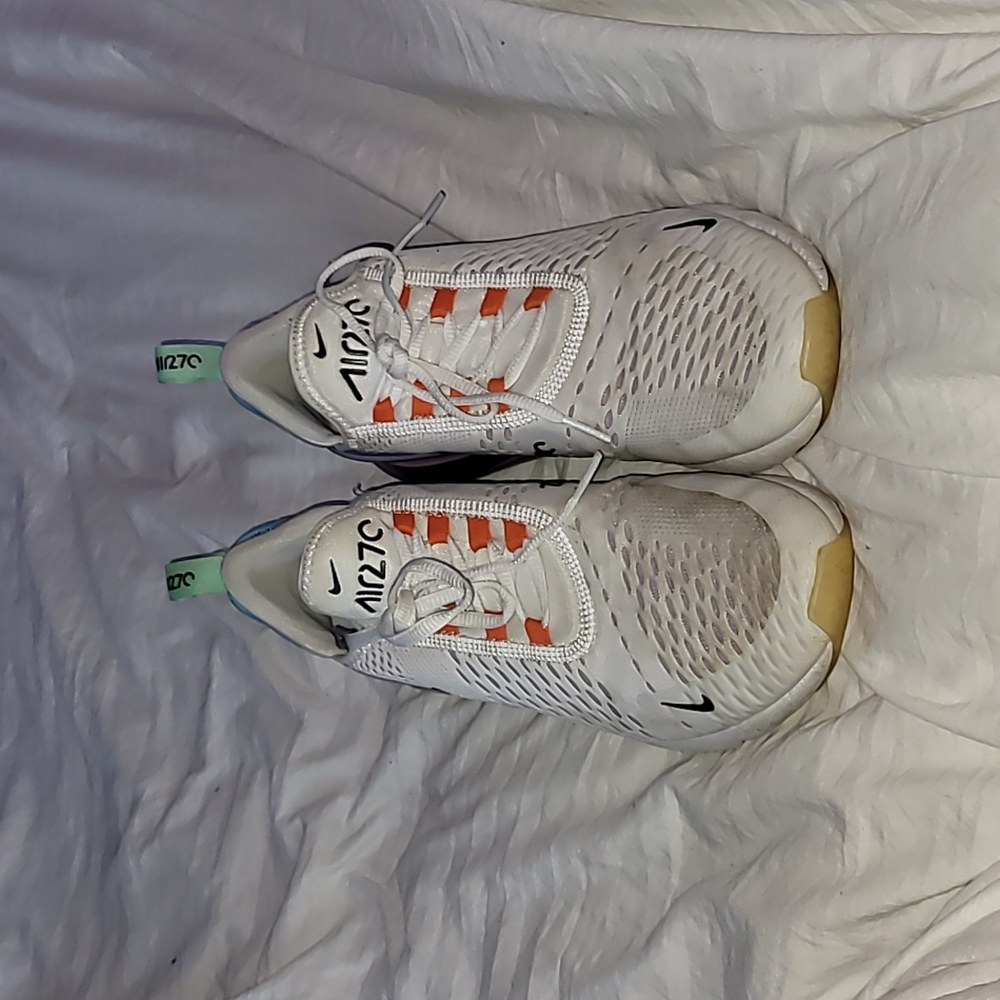 Nike 270air shoes